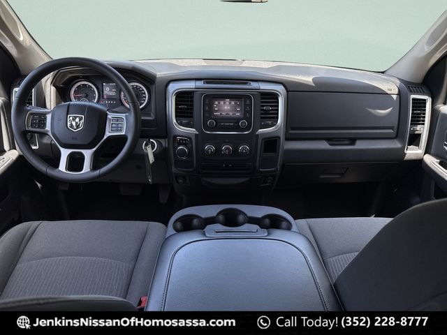 2024 RAM Ram 1500 Classic SLT - Photo 22