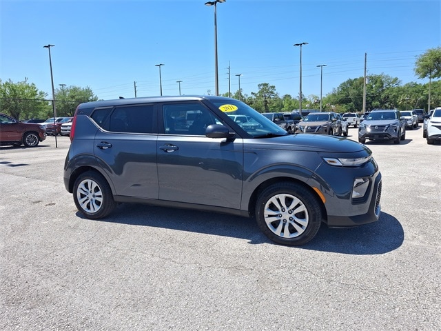 Used 2021 Kia Soul LX with VIN KNDJ23AU4M7780647 for sale in Leesburg, FL