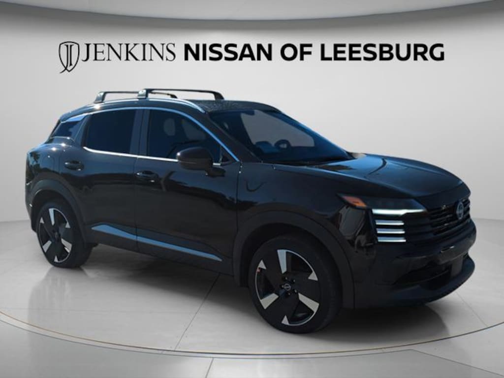 New 2026 Nissan Kicks SR SUV