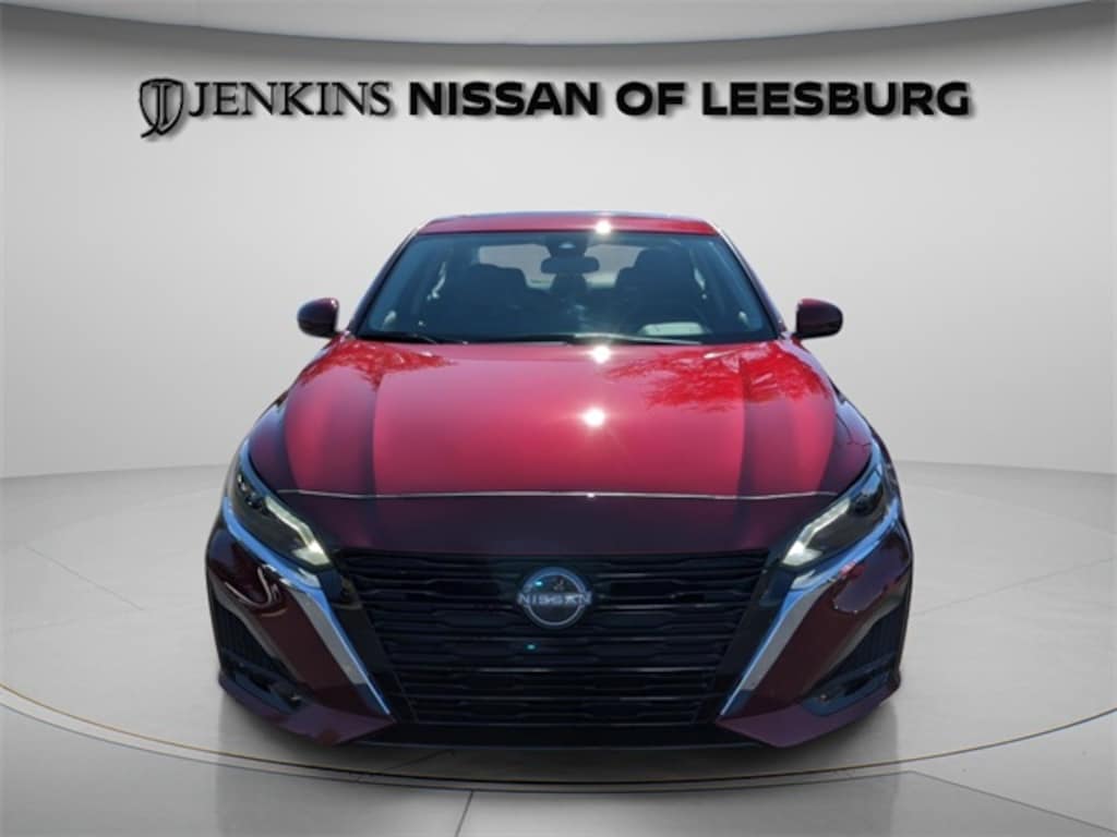 New 2025 Nissan Altima SV Sedan