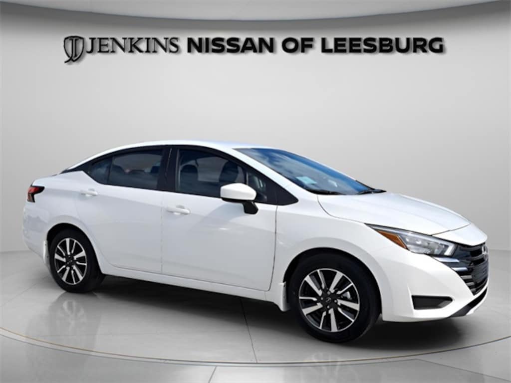 New 2025 Nissan Versa 1.6 SV Sedan