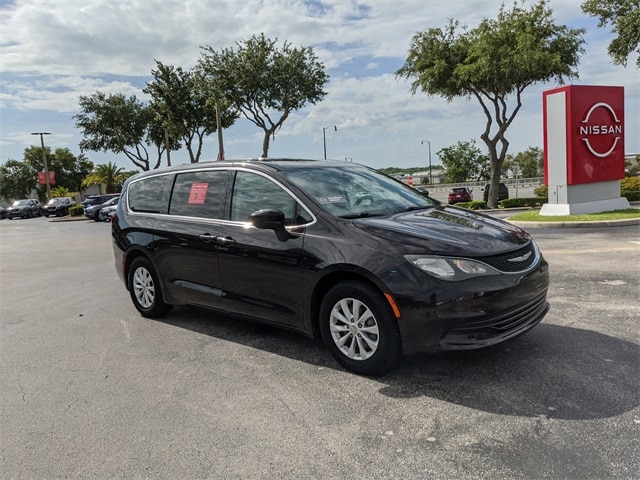 Certified 2017 Chrysler Pacifica Touring with VIN 2C4RC1DG1HR634849 for sale in Leesburg, FL
