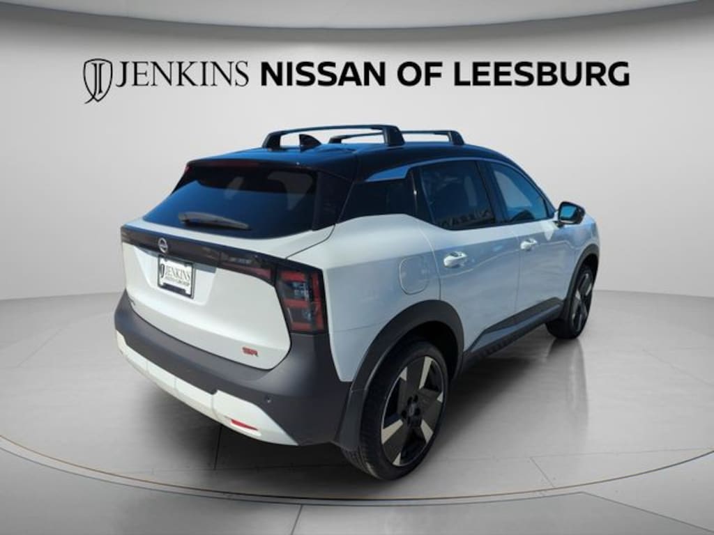 New 2026 Nissan Kicks SR SUV