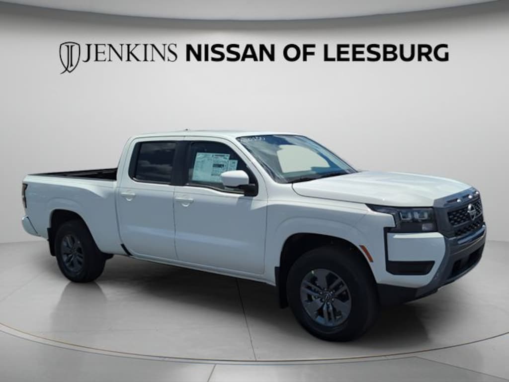 New 2026 Nissan Frontier SV Truck Crew Cab