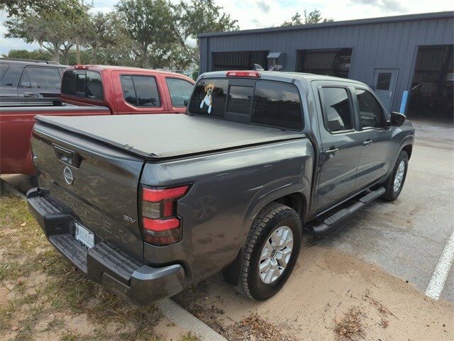 2022 Nissan Frontier SV photo 2