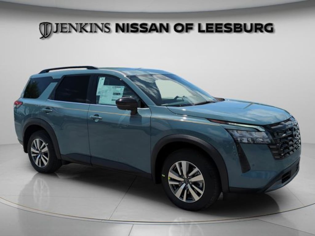 New 2026 Nissan Pathfinder SL SUV