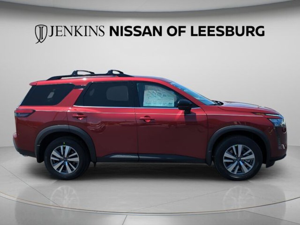 New 2026 Nissan Pathfinder SL SUV