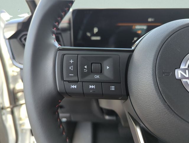2025 Nissan Kicks SR - Photo 35