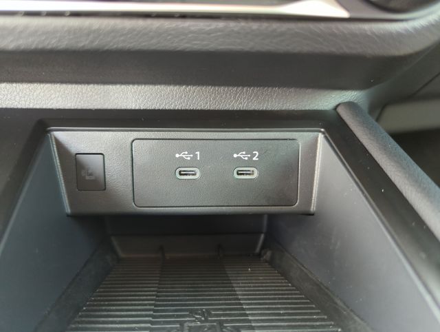 2025 Nissan Kicks SV AWD - Photo 38
