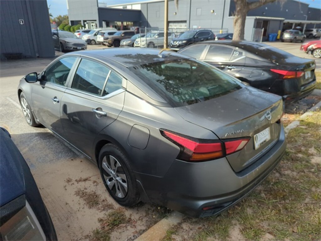 Certified 2025 Nissan Altima S Sedan
