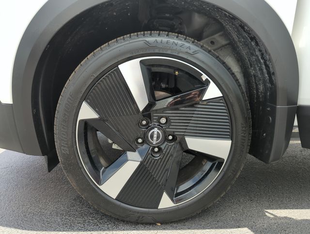 2025 Nissan Kicks SR - Photo 47