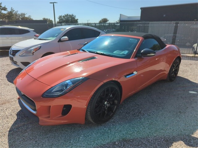 2014 Jaguar F-TYPE Base photo 3