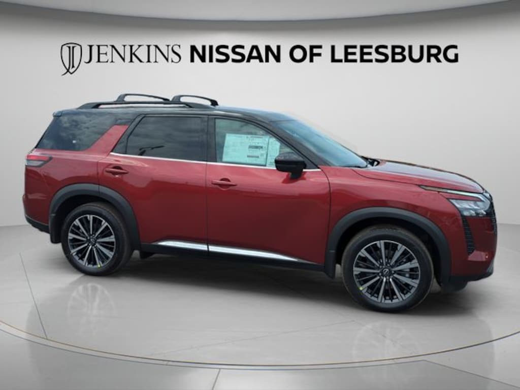 New 2026 Nissan Pathfinder Platinum SUV