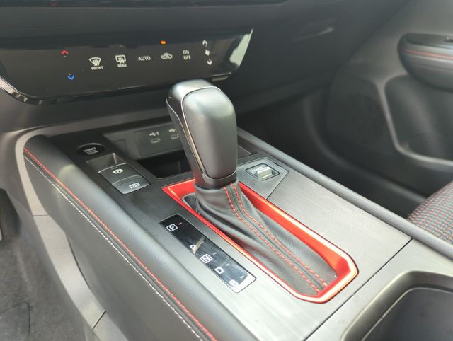 2025 Nissan Kicks SR AWD - Photo 41