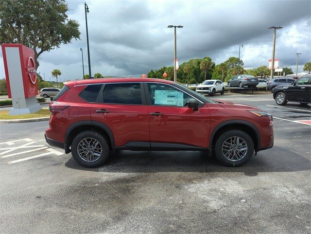 2026 Nissan Rogue S photo 2