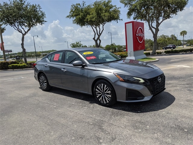 Certified 2023 Nissan Altima SV with VIN 1N4BL4DV0PN333945 for sale in Leesburg, FL