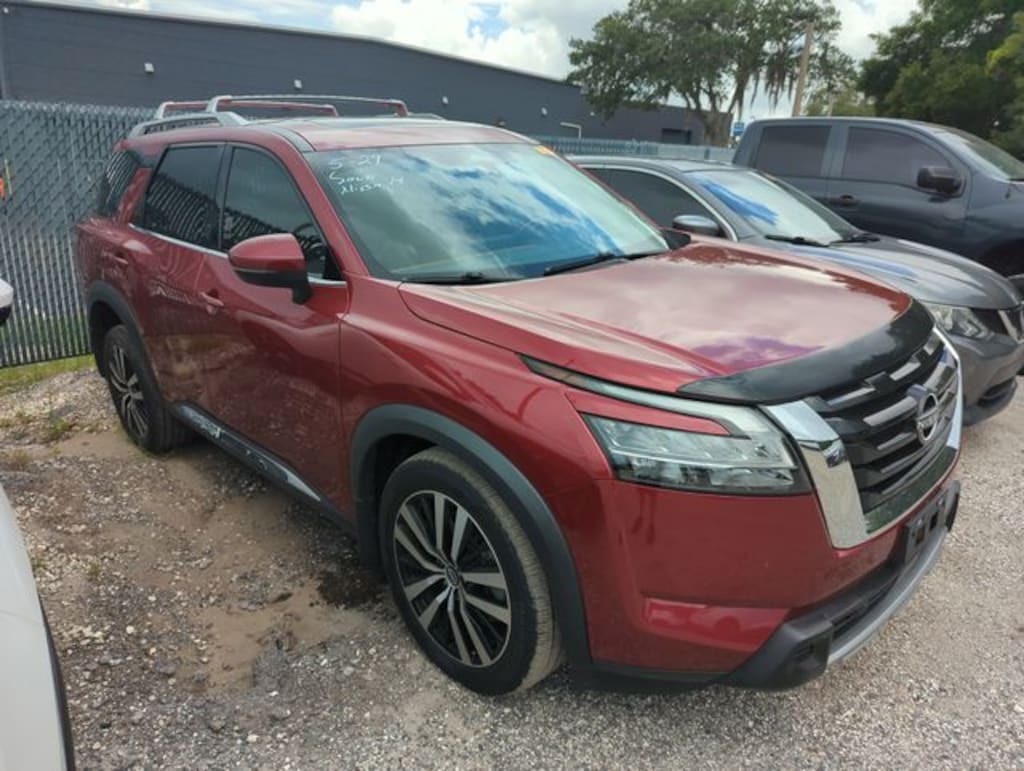 Certified 2023 Nissan Pathfinder Platinum SUV