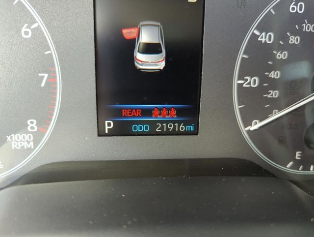 2024 Toyota Corolla LE - Photo 42