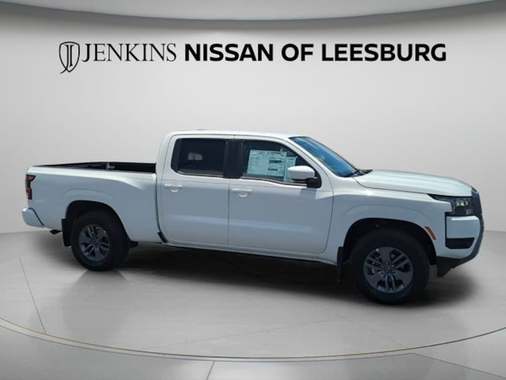 New 2026 Nissan Frontier SV Truck Crew Cab