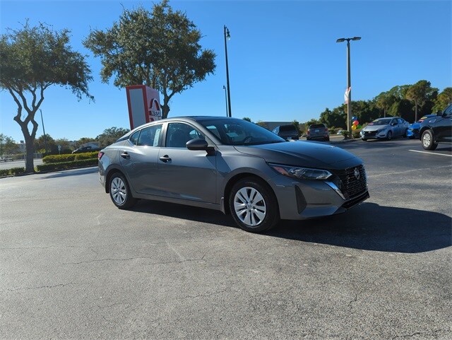 2025 Nissan Sentra S photo 2