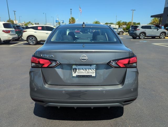 2025 Nissan Versa Sedan SV - Photo 7