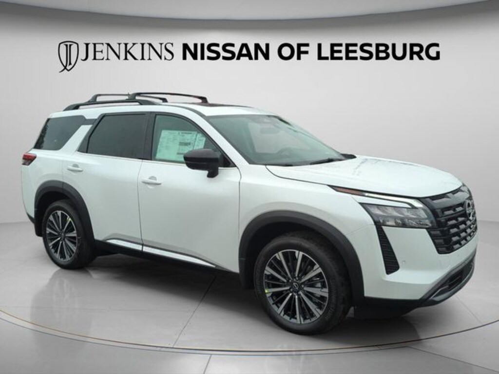 New 2026 Nissan Pathfinder Platinum SUV