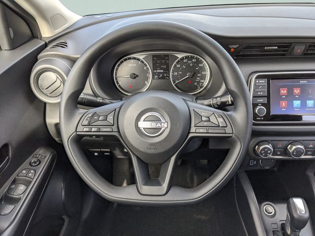 2025 Nissan KICKS PLAY Base - Photo 17