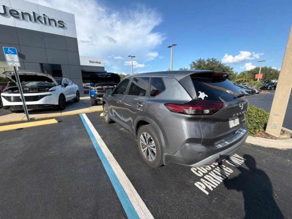 Certified 2022 Nissan Rogue SV SUV