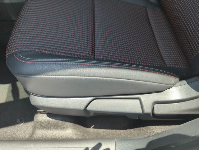 2025 Nissan Kicks SR AWD - Photo 35