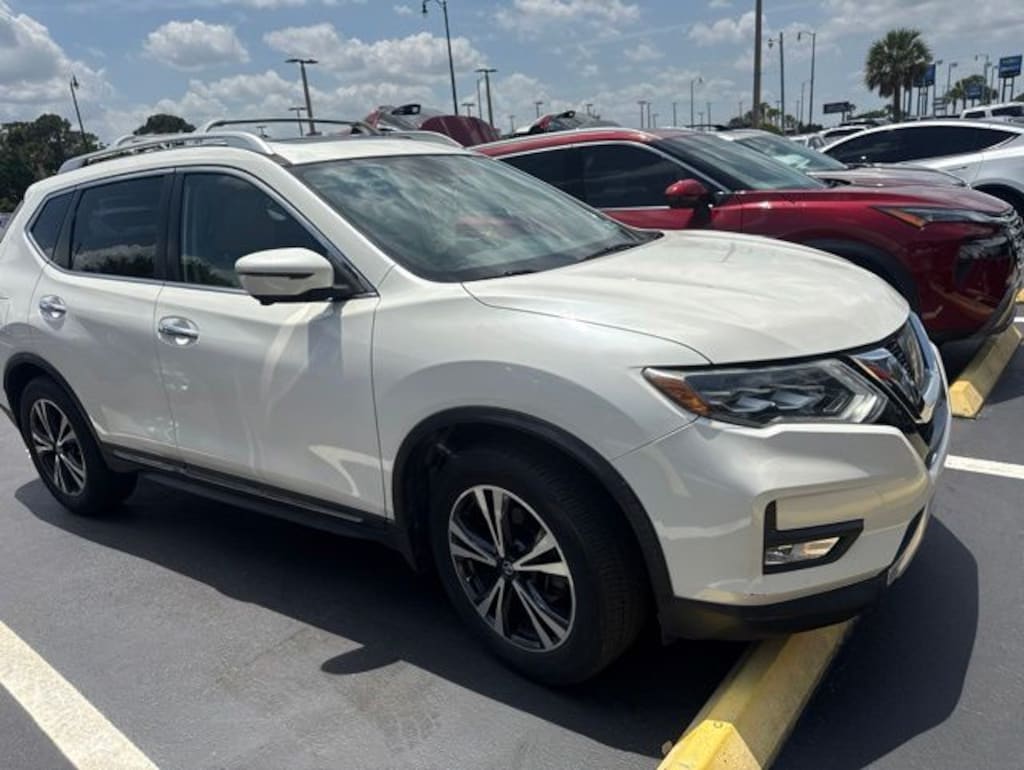 Certified 2017 Nissan Rogue SL SUV