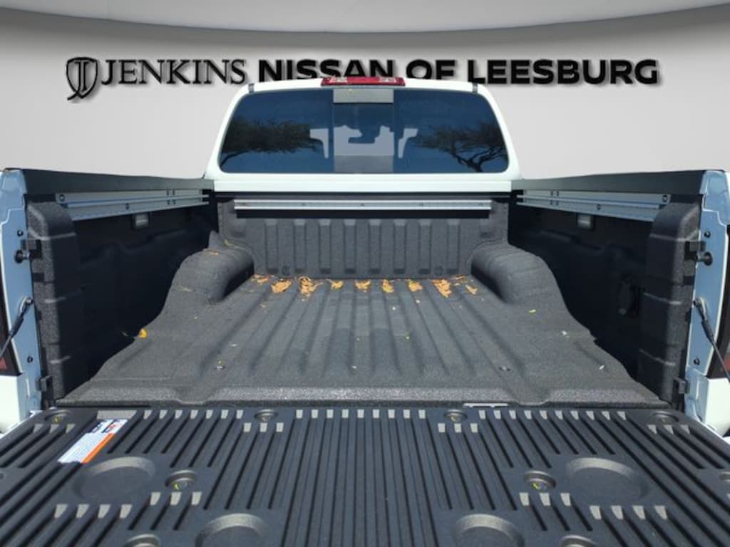 New 2026 Nissan Frontier SV Truck Crew Cab