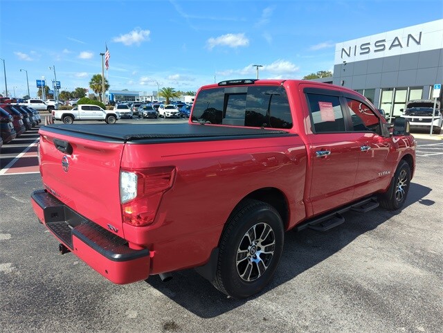 2021 Nissan Titan SV photo 3
