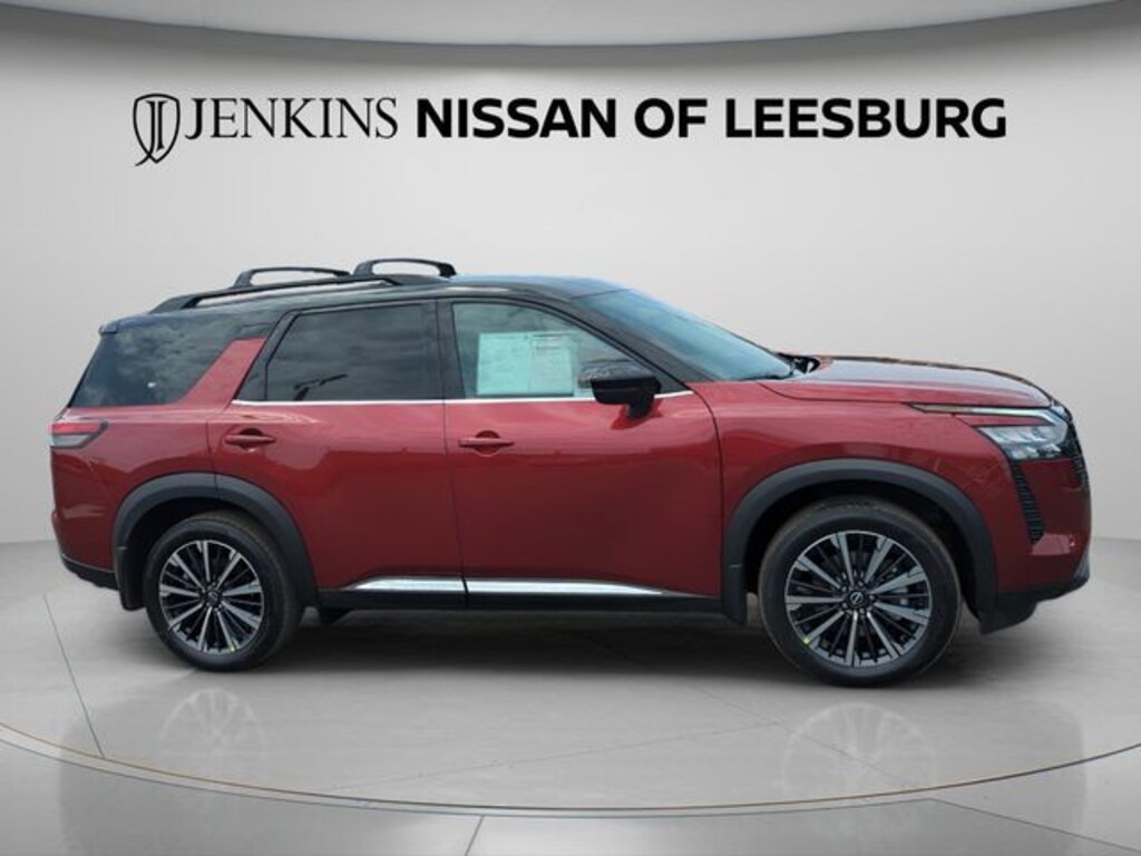New 2026 Nissan Pathfinder Platinum SUV