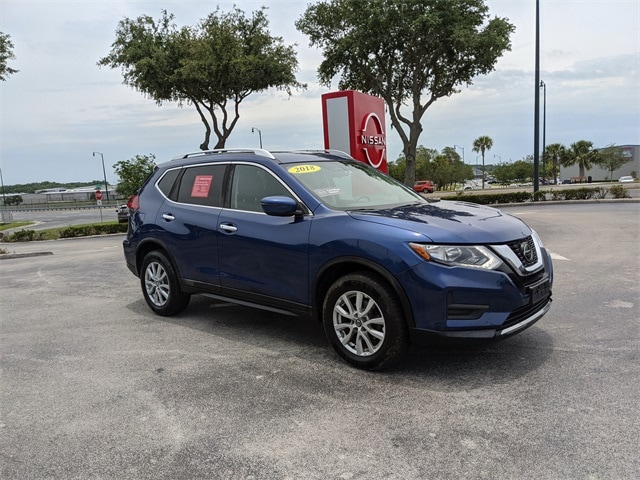 Certified 2018 Nissan Rogue SV with VIN KNMAT2MV4JP546970 for sale in Leesburg, FL