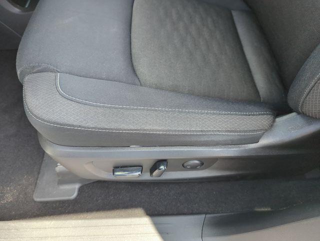 2024 Nissan Pathfinder SV - Photo 34