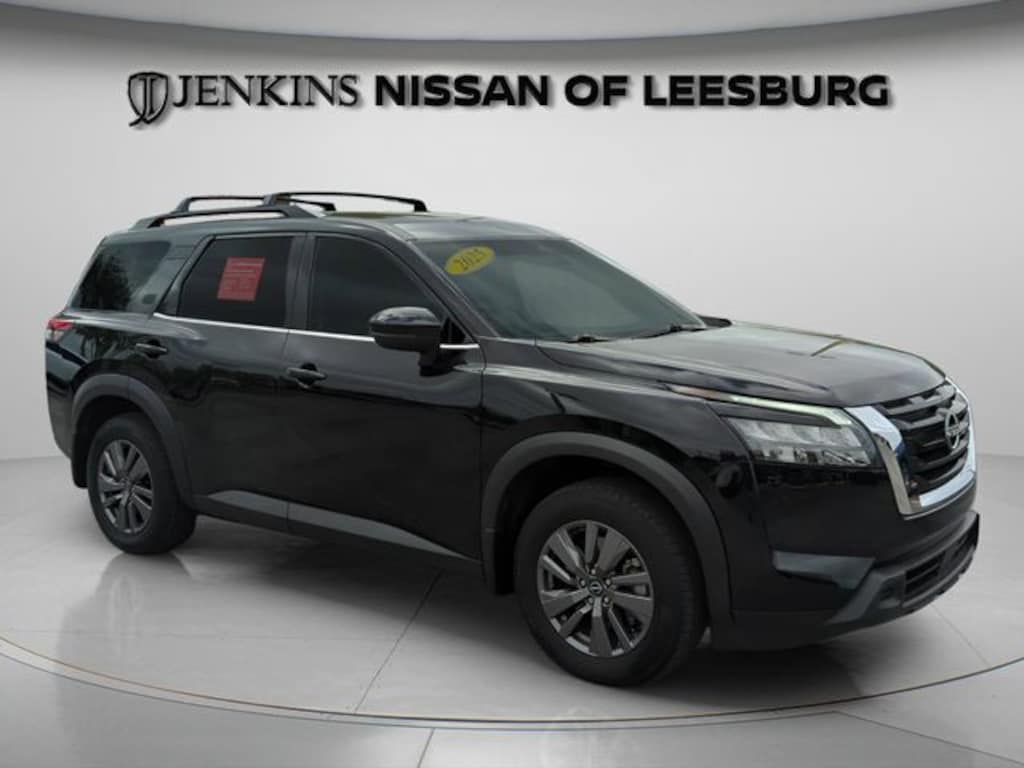 Certified 2025 Nissan Pathfinder SV SUV