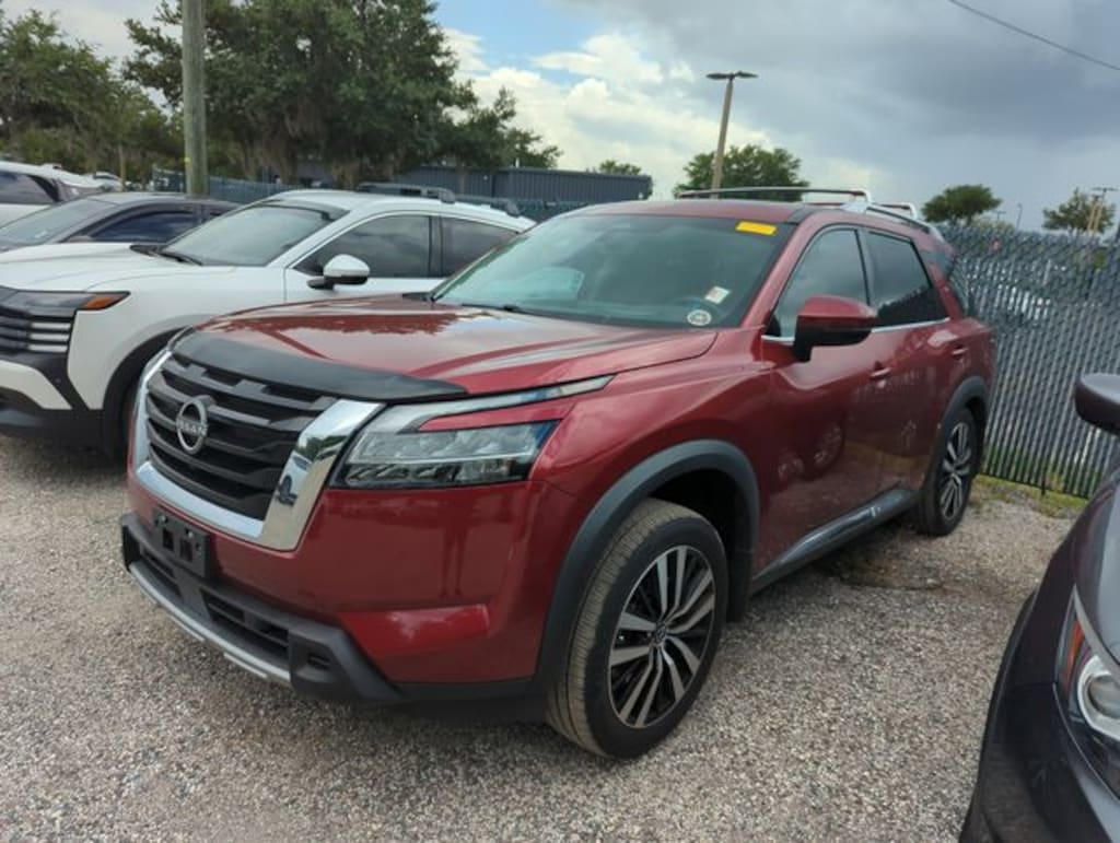 Certified 2023 Nissan Pathfinder Platinum SUV