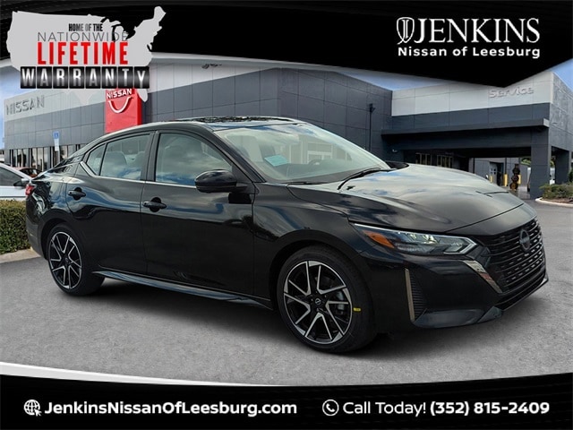 2025 Nissan Sentra SR's photo