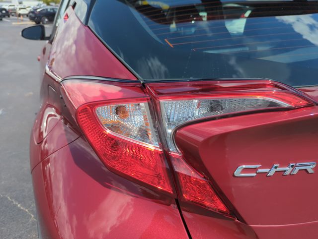 2018 Toyota C-HR XLE Premium - Photo 18