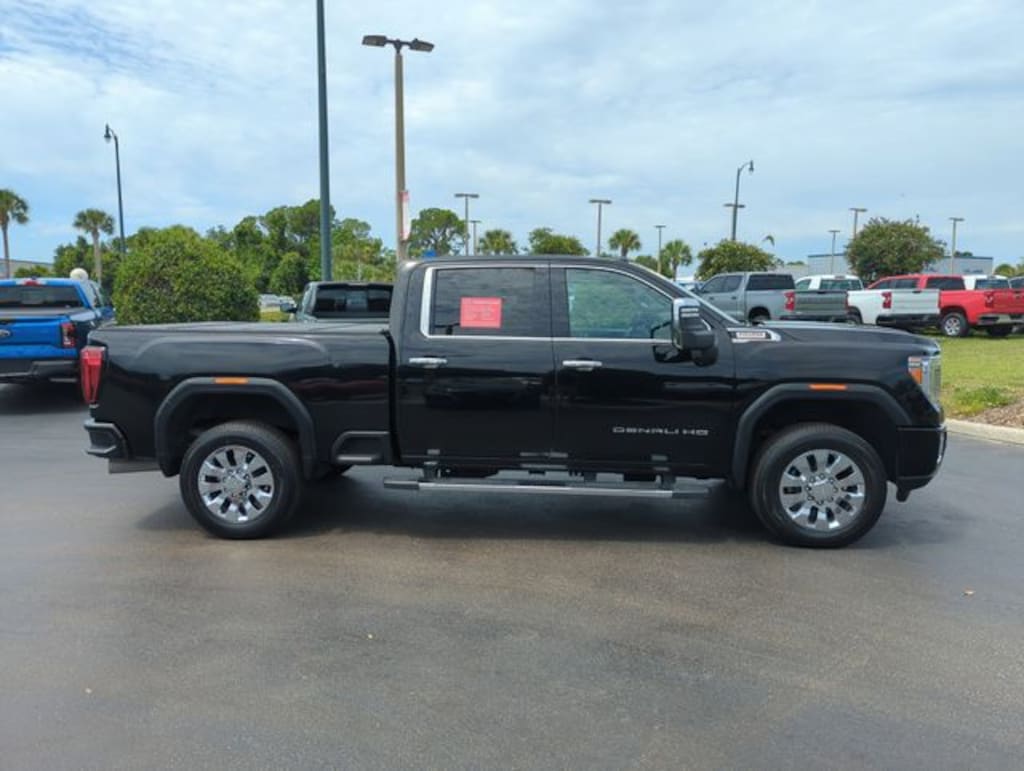Used 2020 GMC Sierra 2500HD Denali Truck Crew Cab