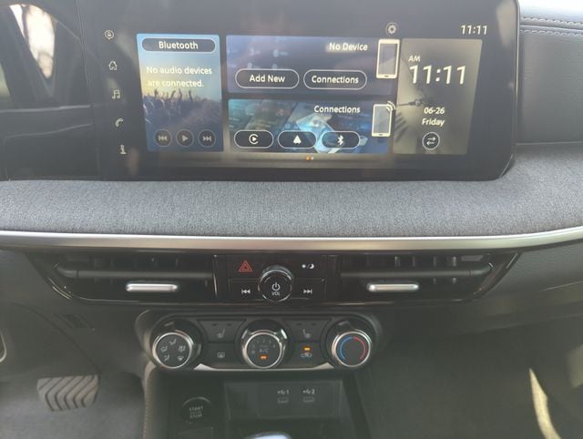 2025 Nissan Kicks SV AWD - Photo 35