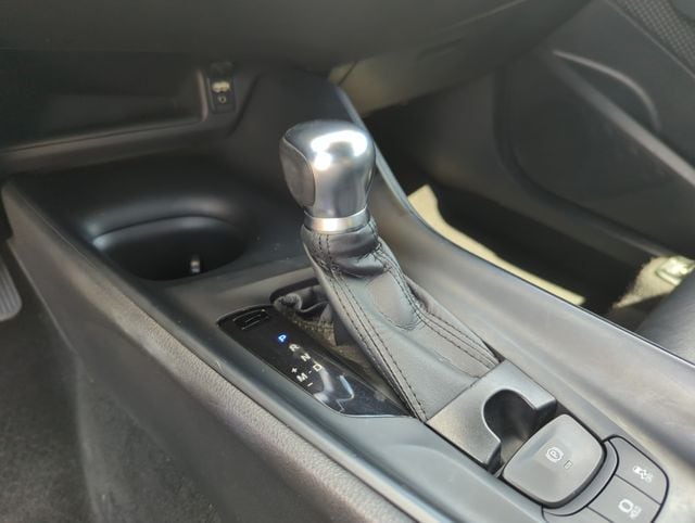 2018 Toyota C-HR XLE Premium - Photo 35