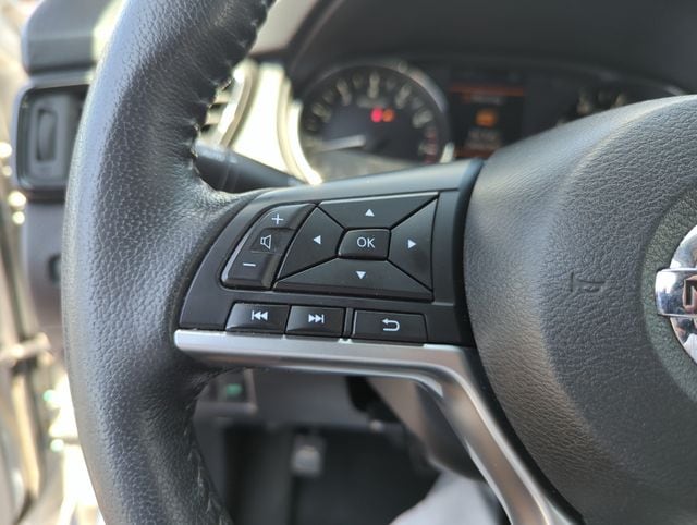 2020 Nissan Rogue SV - Photo 44