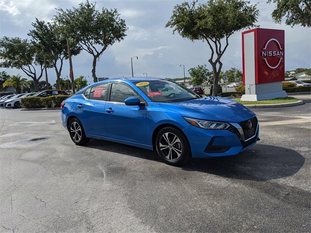Certified 2022 Nissan Sentra SV with VIN 3N1AB8CV8NY285633 for sale in Leesburg, FL