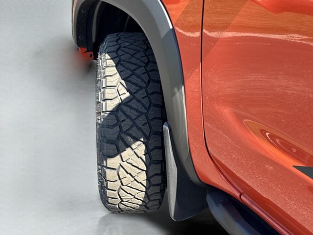 2025 Nissan Frontier PRO-4X - Photo 38