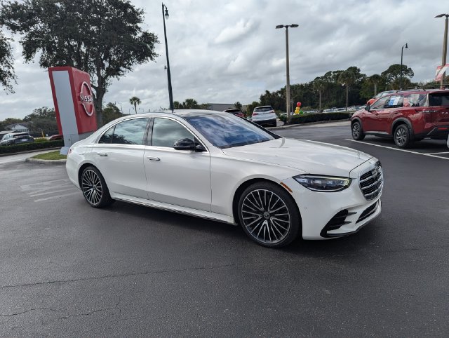  Mercedes-Benz S-Class