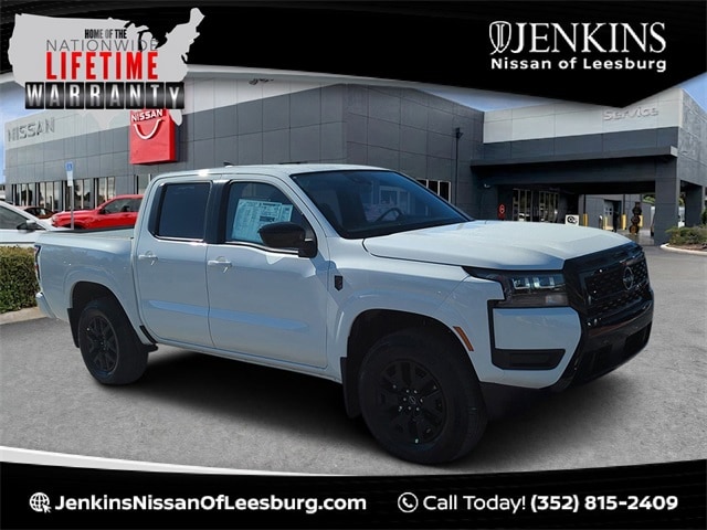 2026 Nissan Frontier SV's photo