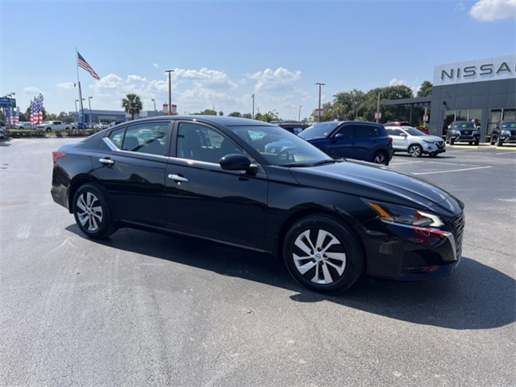 Certified 2025 Nissan Altima S Sedan