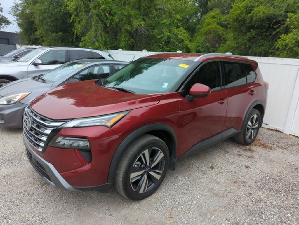 Certified 2025 Nissan Rogue SL SUV