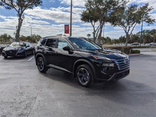 2025 Nissan Rogue SV photo 2